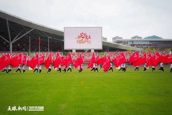 据悉，目前《谍影非凡》已进入筹备阶段，将于2021年年初开机，敬请期待！据悉，目前《利刃出鞘》已在北美上映